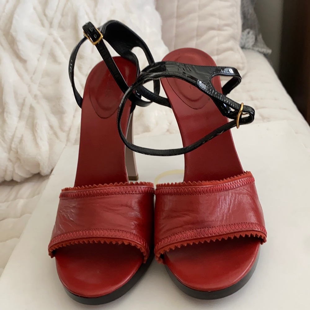 Chloe red, mauve, black heels